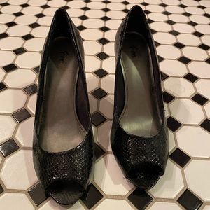 Black Peep-toe Heels